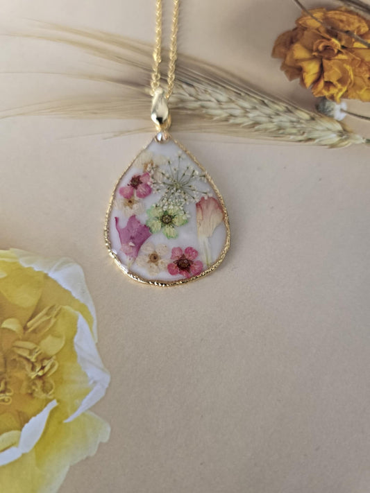 Pendentif goutte petite fleur