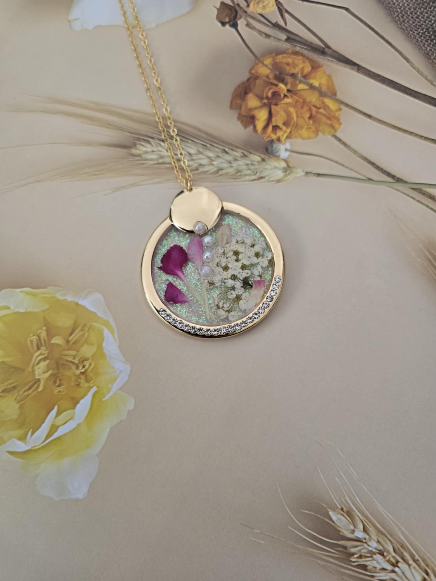 Pendentif floral majestueux