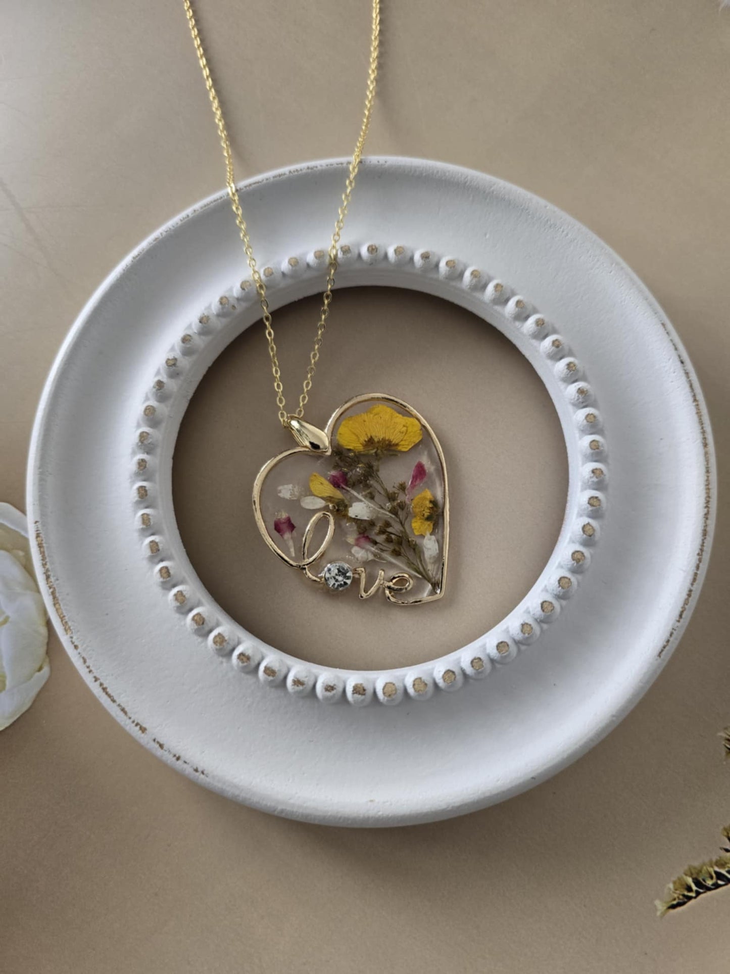 Pendentif love floral jaune