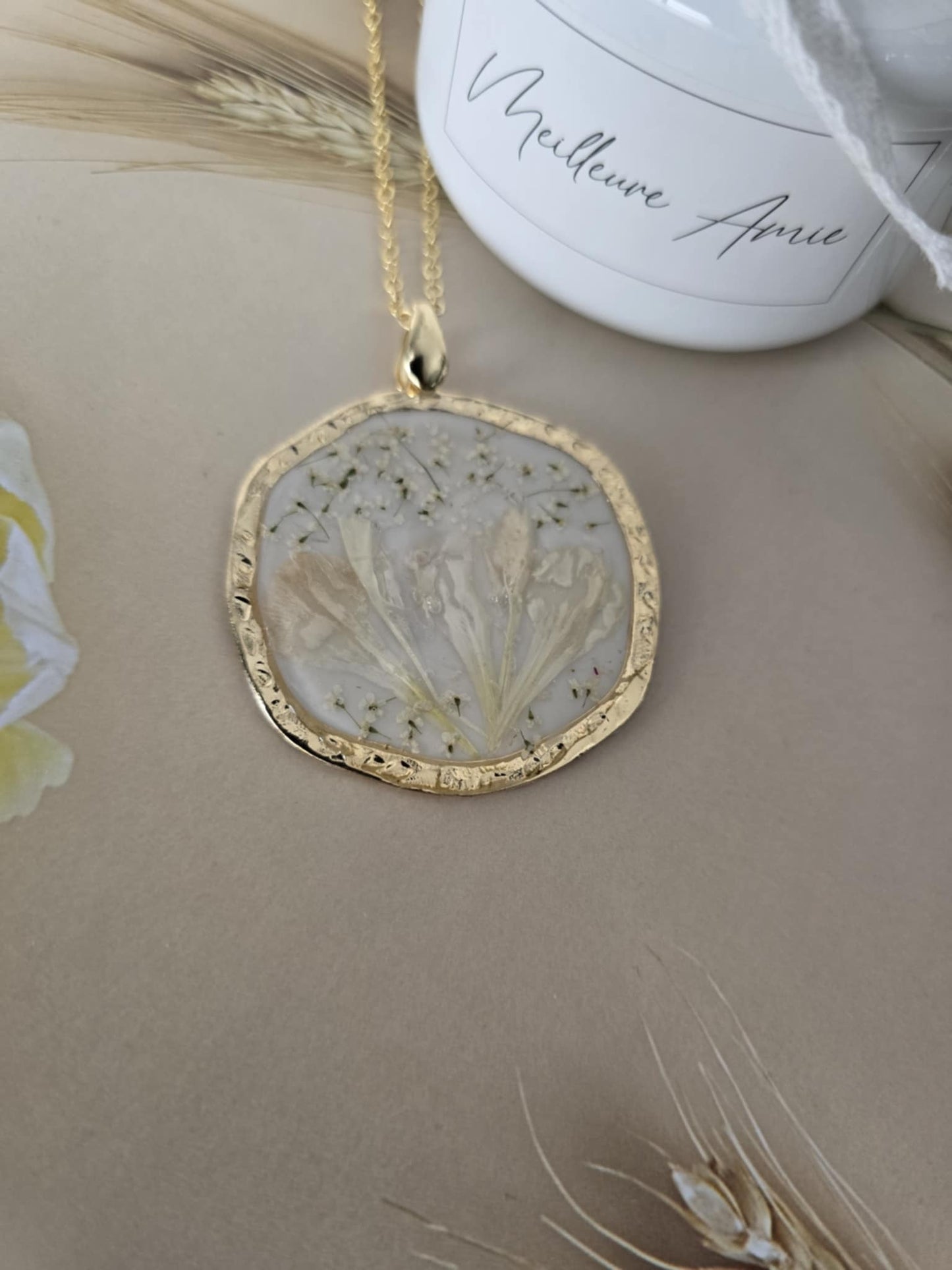 Pendentif floral tendre douceur
