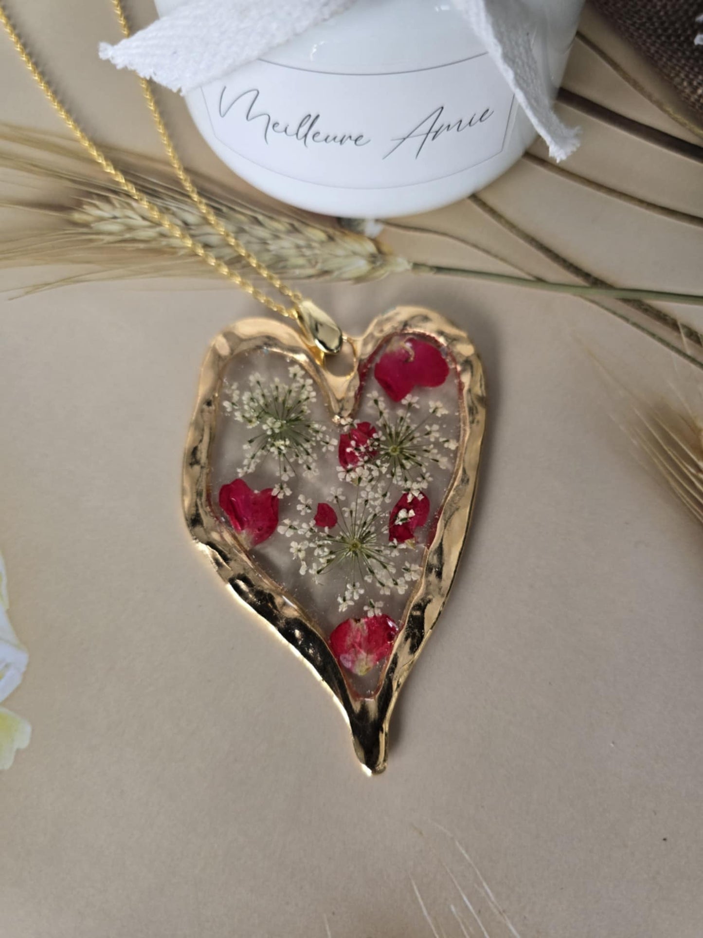 Pendentif amour fleur pétales