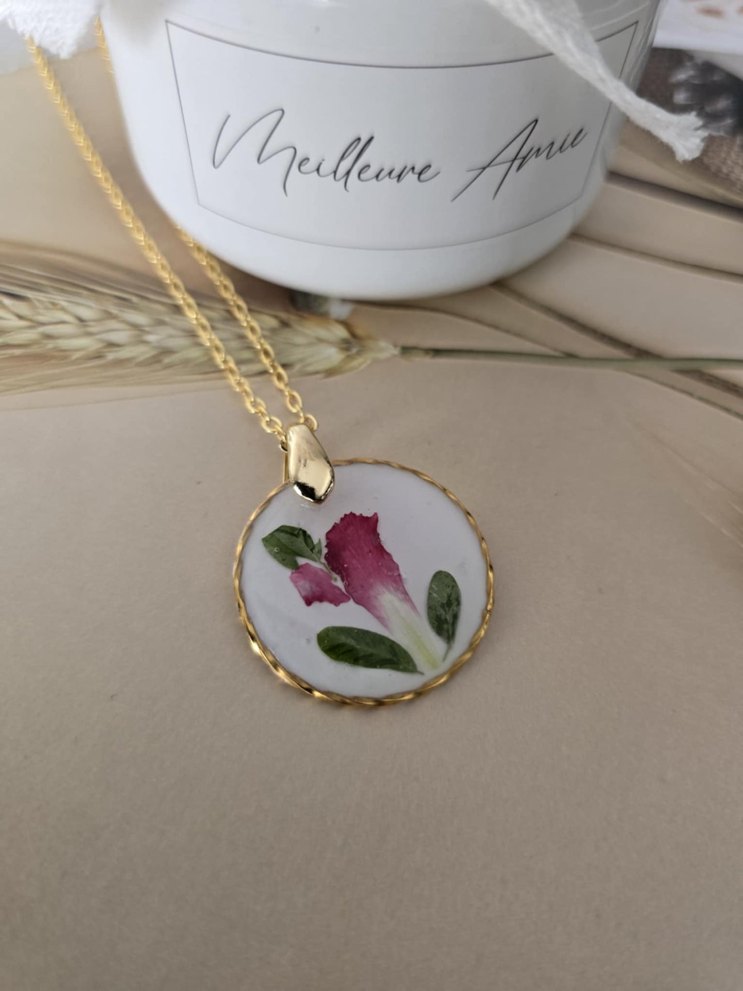 Pendentif floral envoutante
