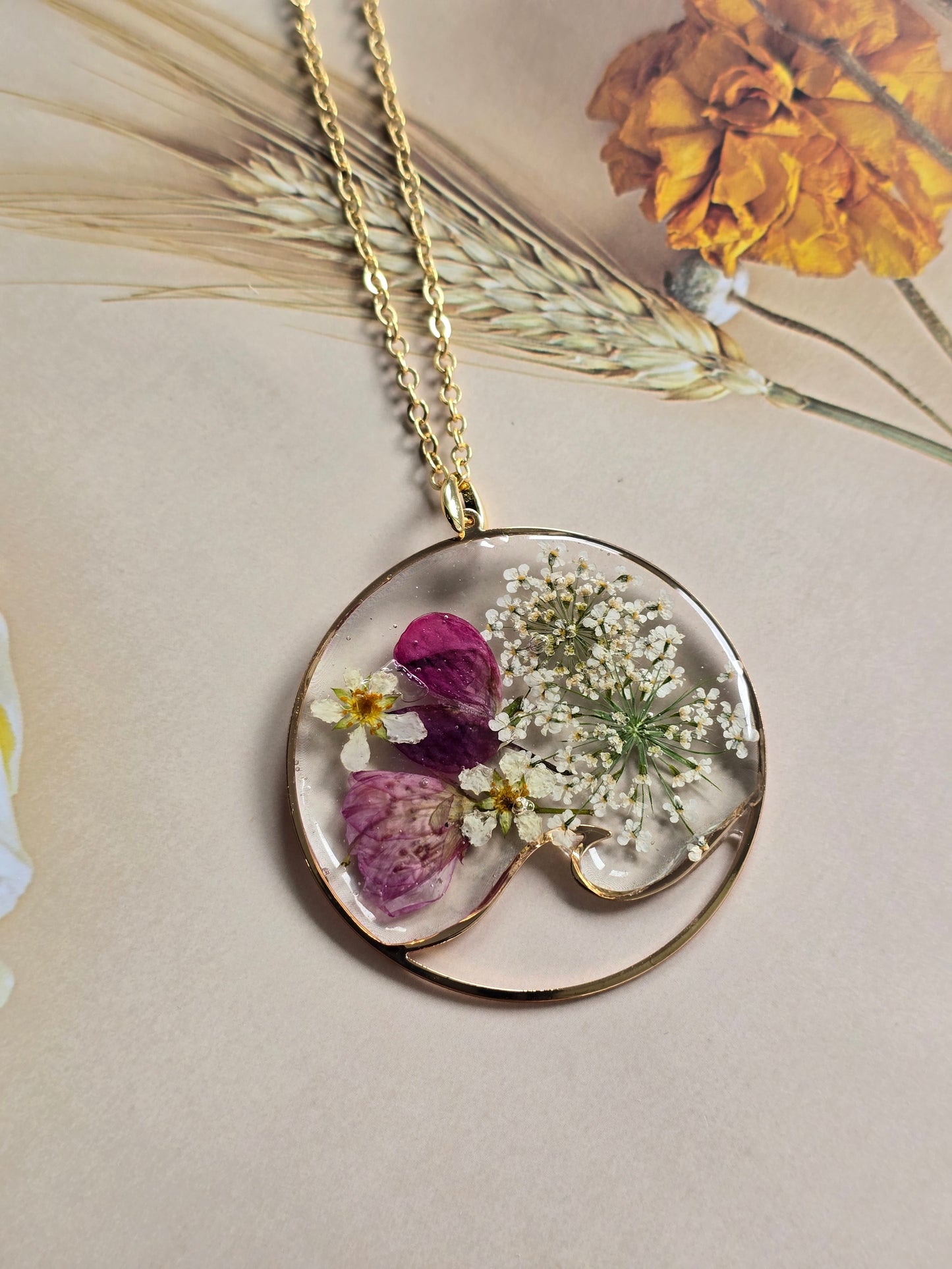 pendentif la vague de joie