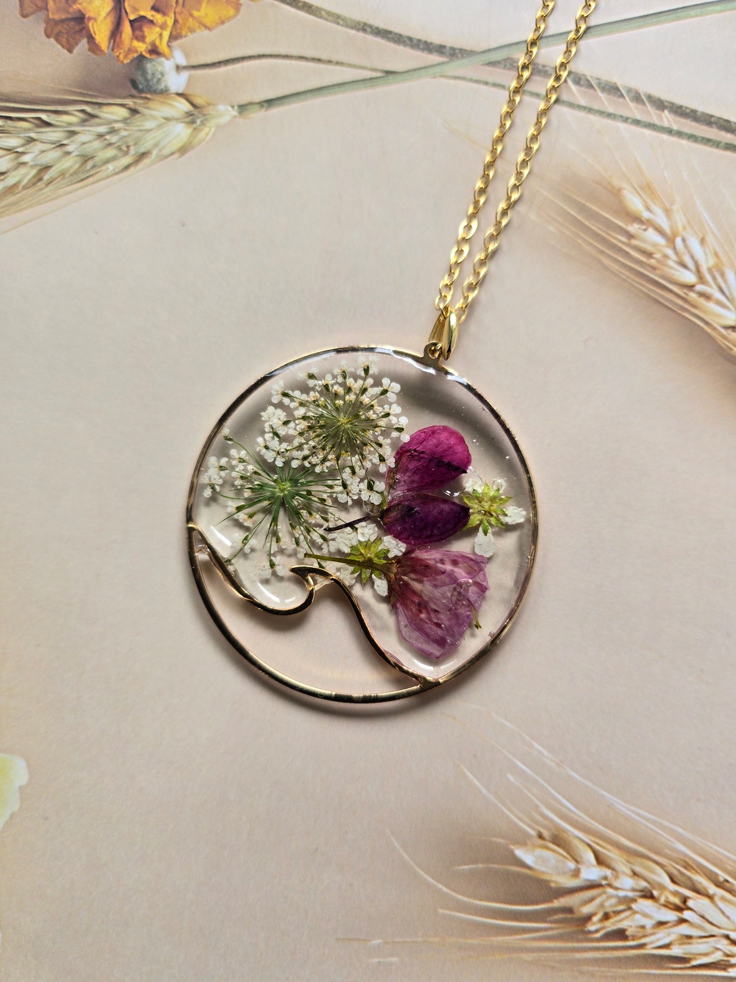 pendentif la vague de joie