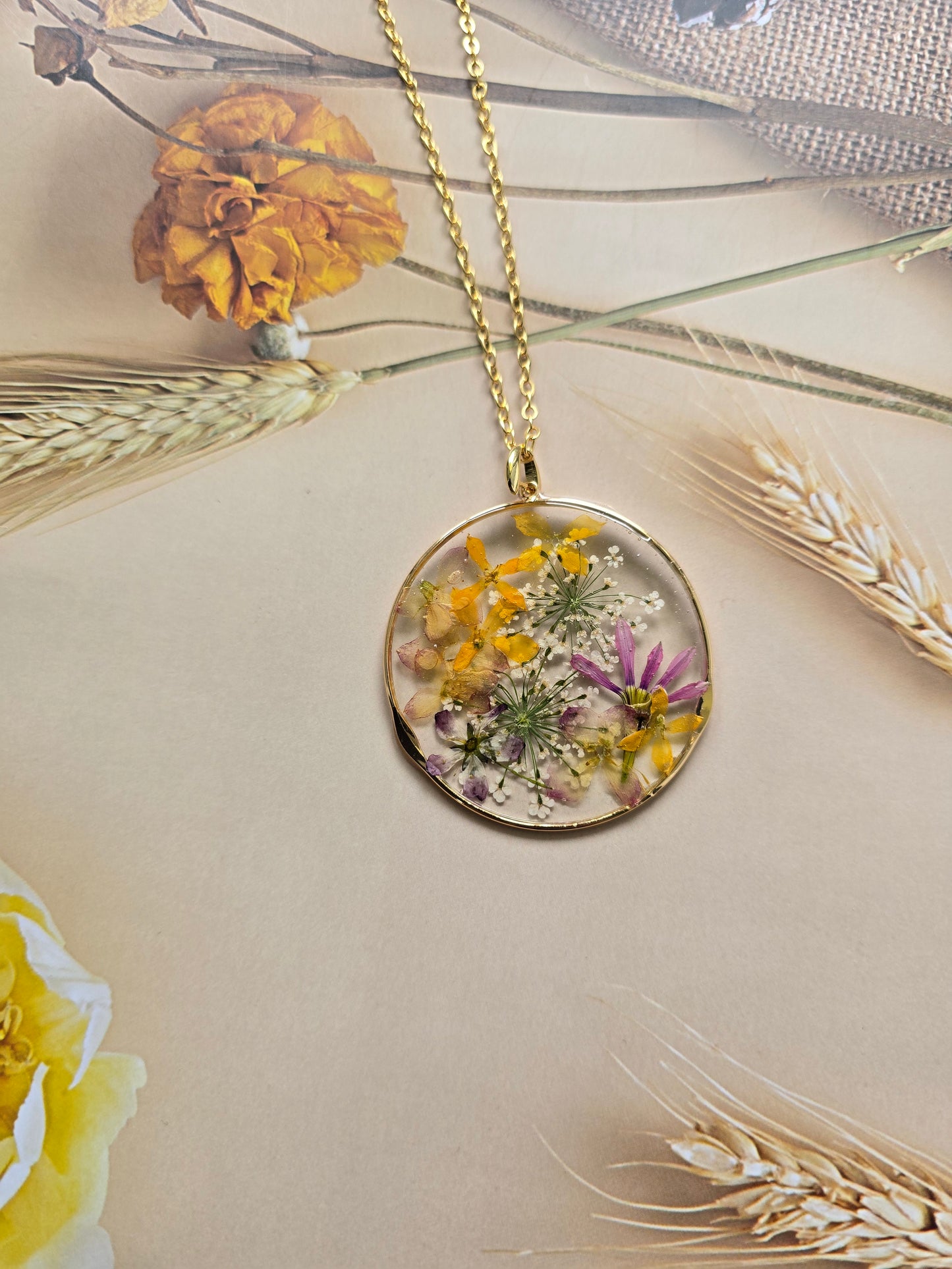 Pendentif orage floral