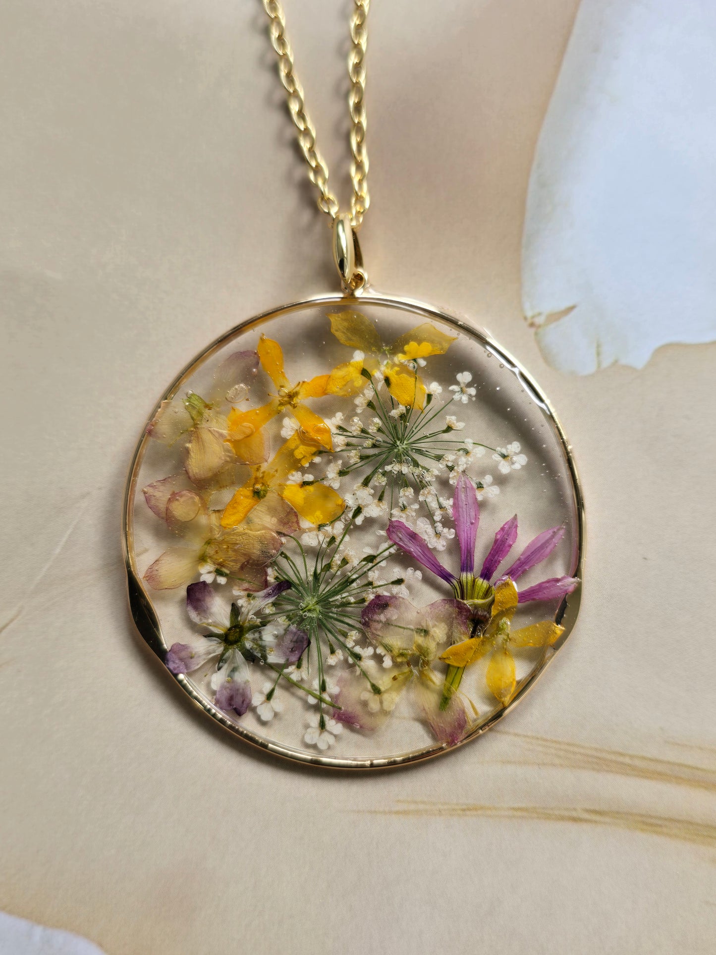Pendentif orage floral