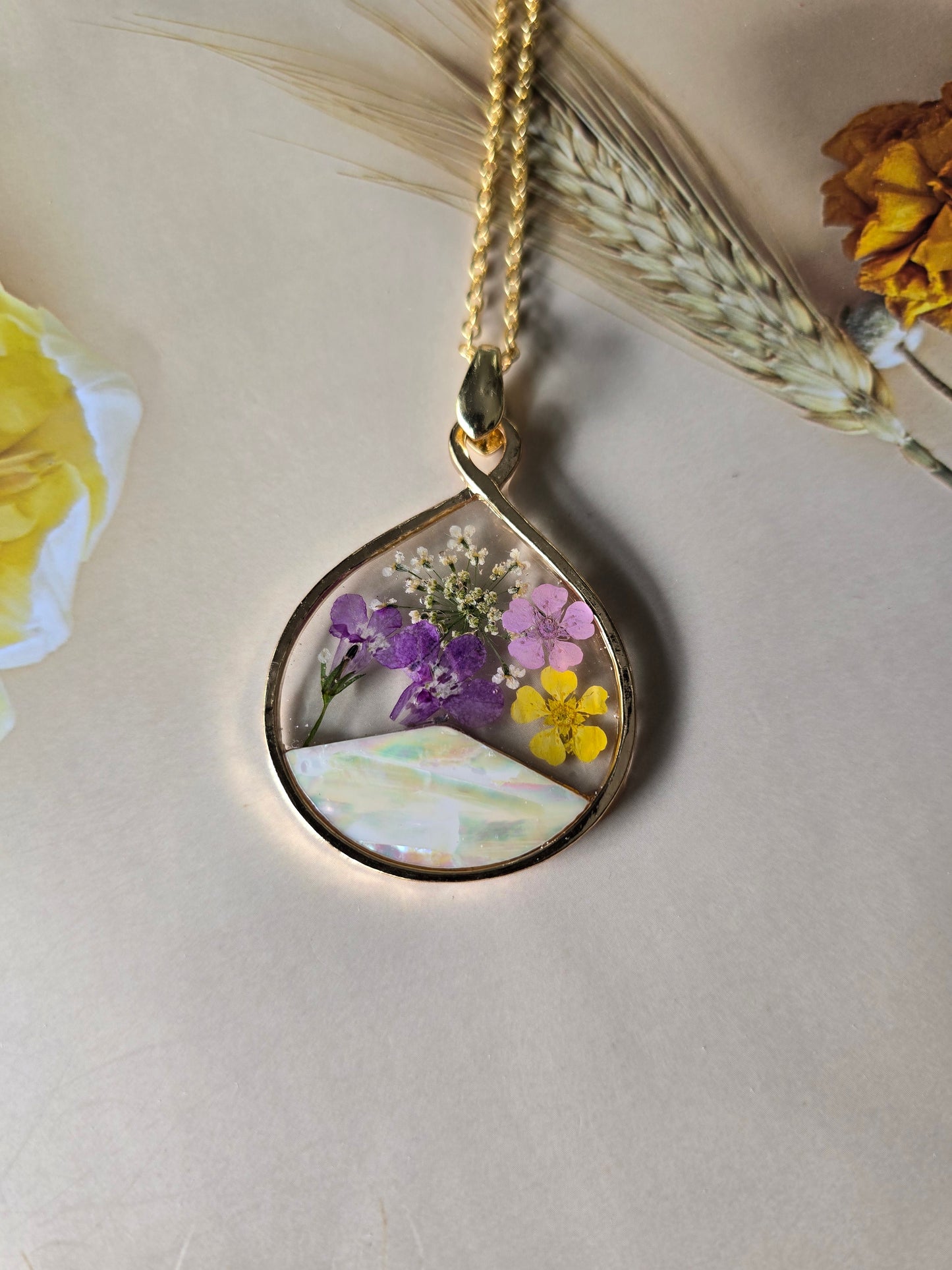 pendentif floral aventure
