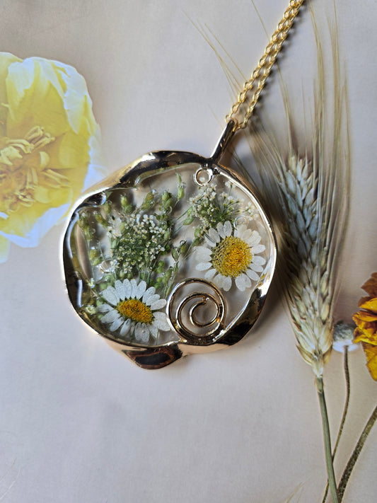 pendentif marguerite originalité