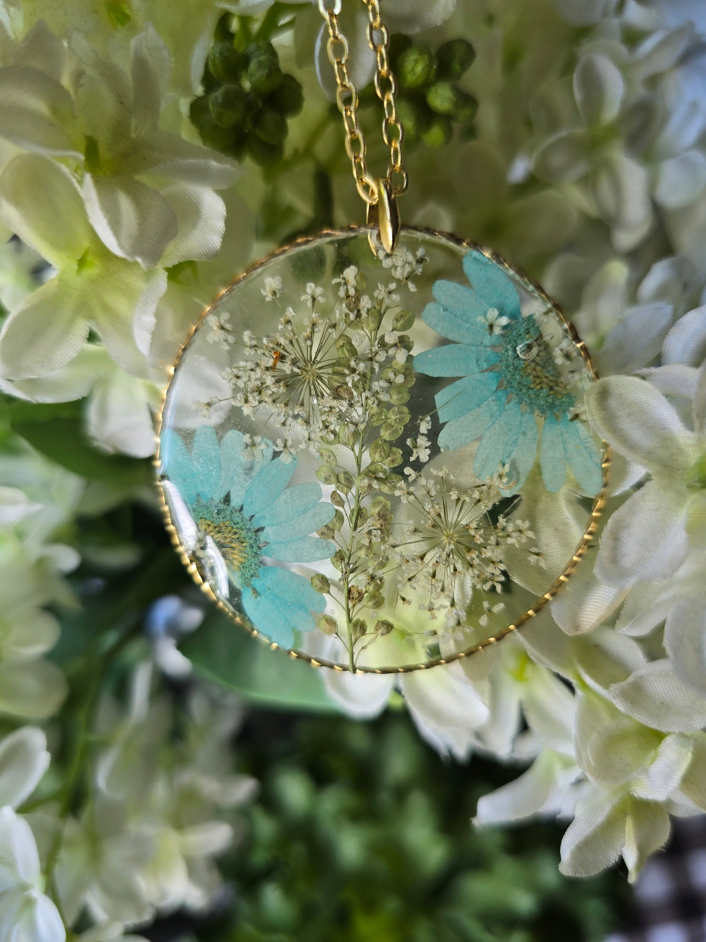pendentif floral ambitieuse