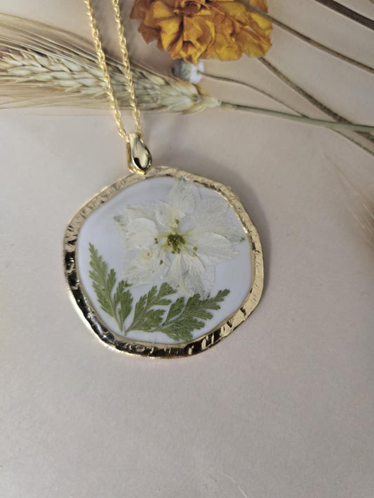 Pendentif fleur verdure chic