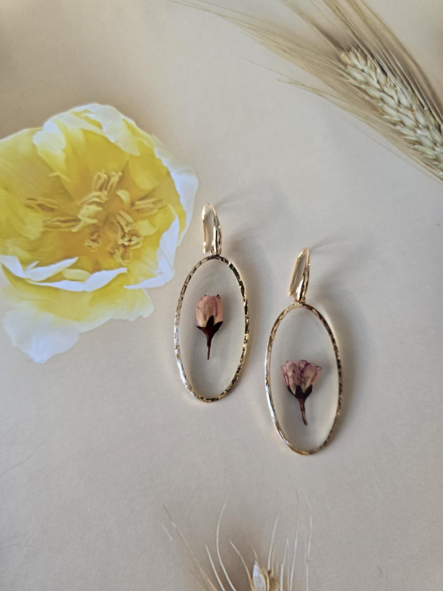 Boucles d'oreille florales charmeuse