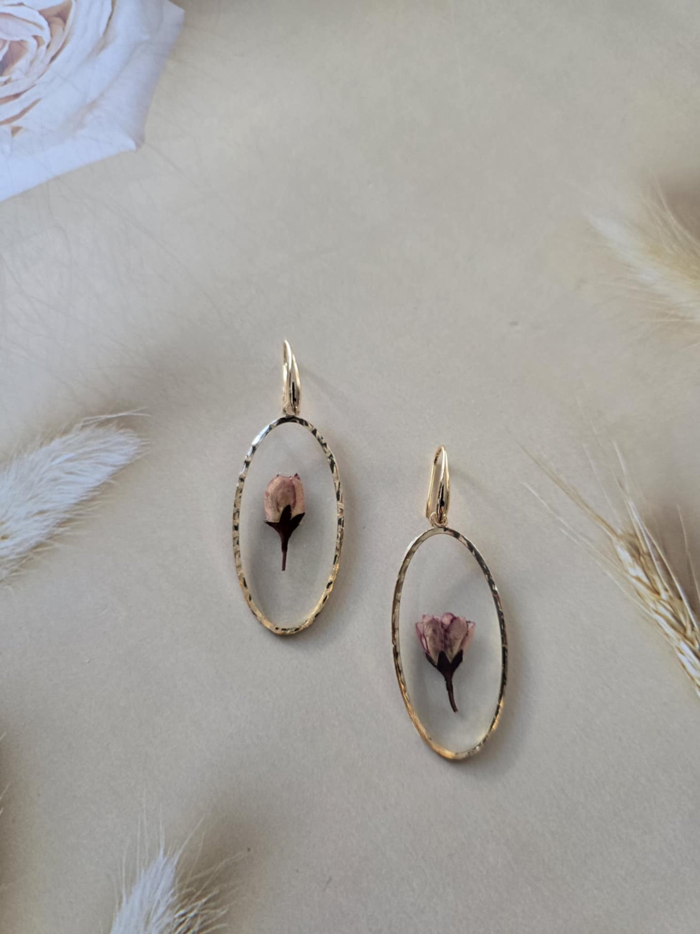 Boucles d'oreille florales charmeuse