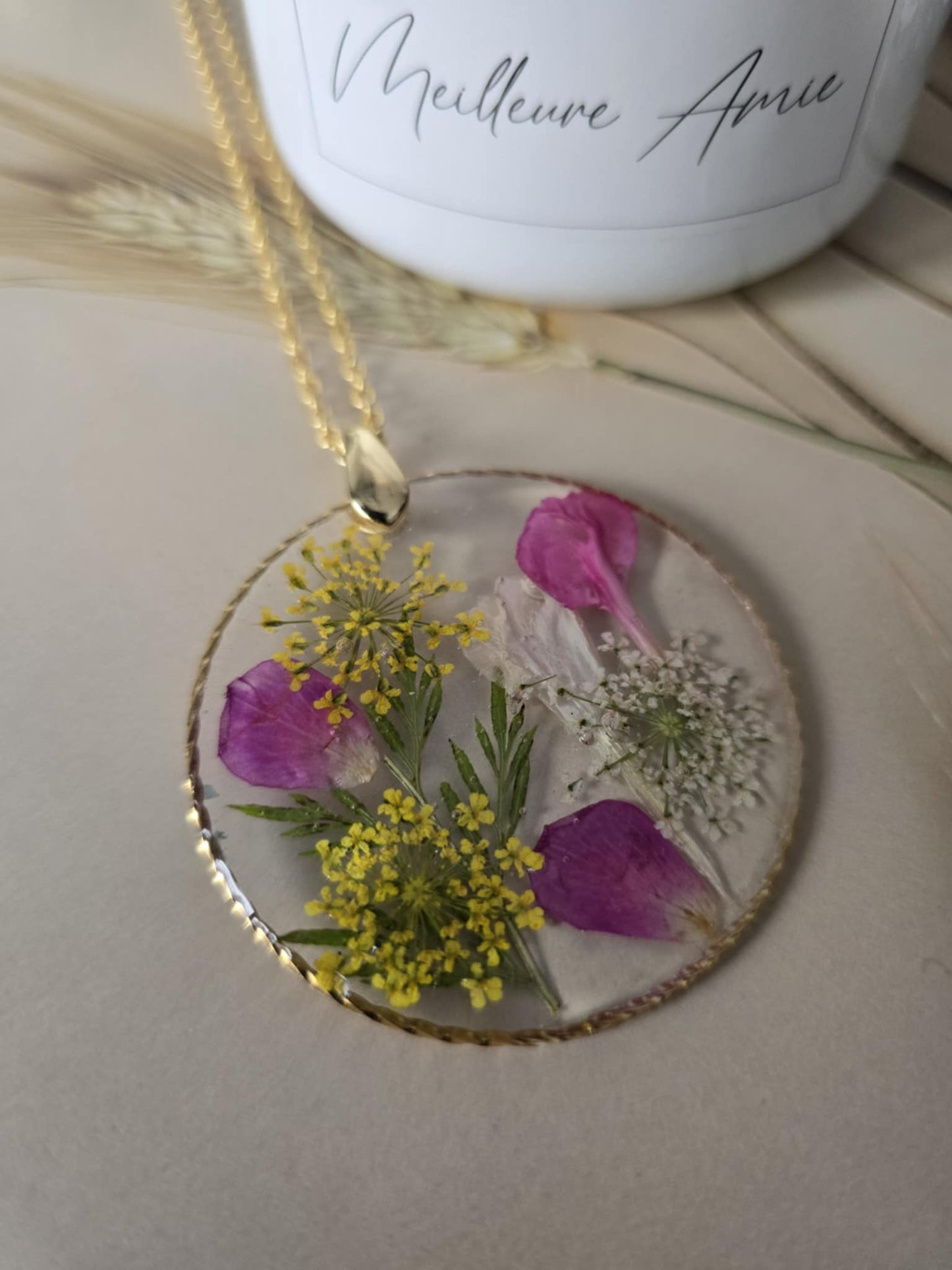 Pendentif unique pétale