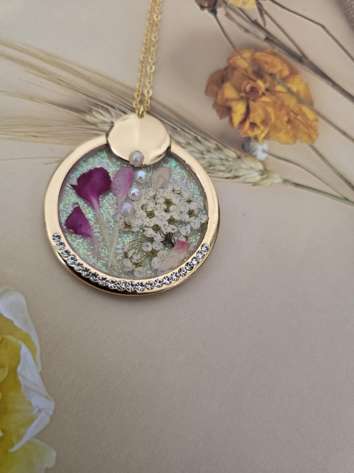 Pendentif floral majestueux
