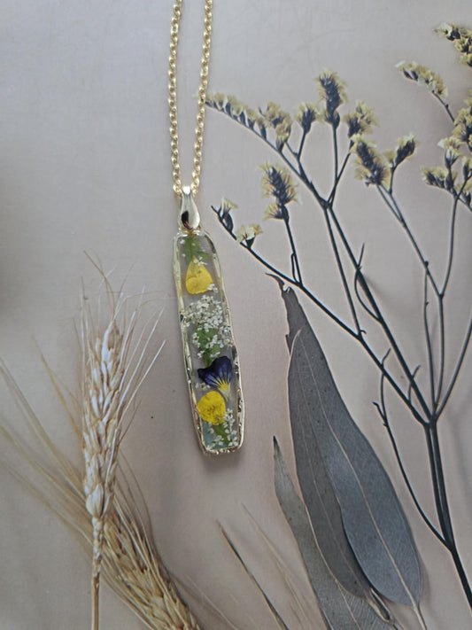 pendentif floral petite pensée