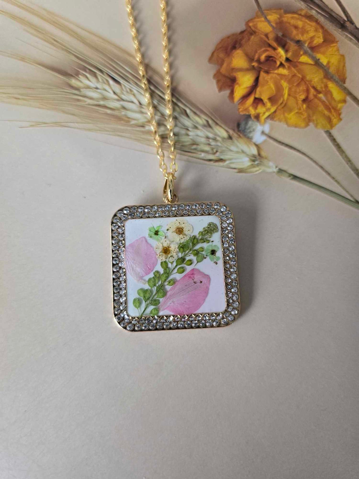 Pendentif brillance avec fleur