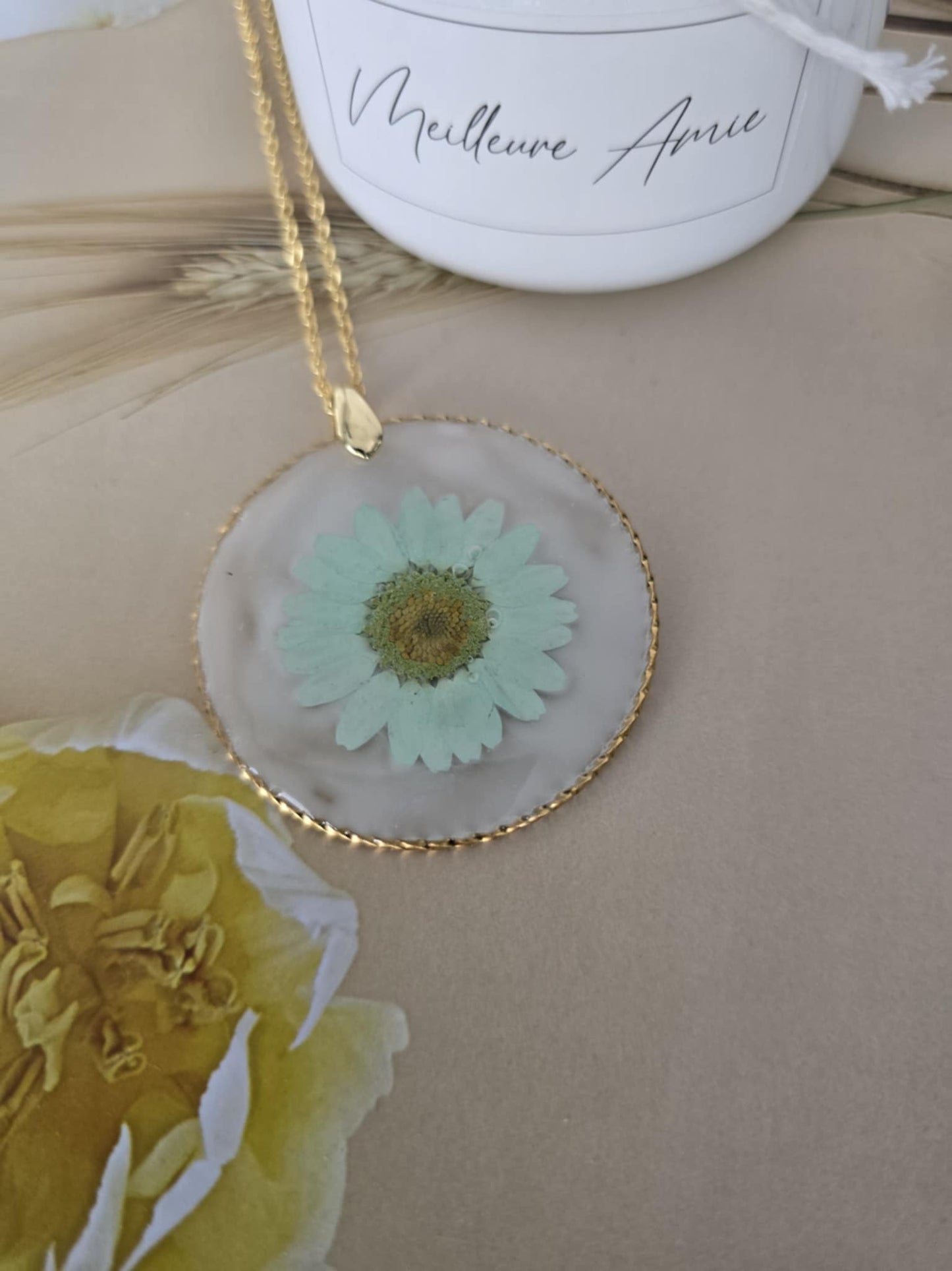 Pendentif Marguerite turquoise