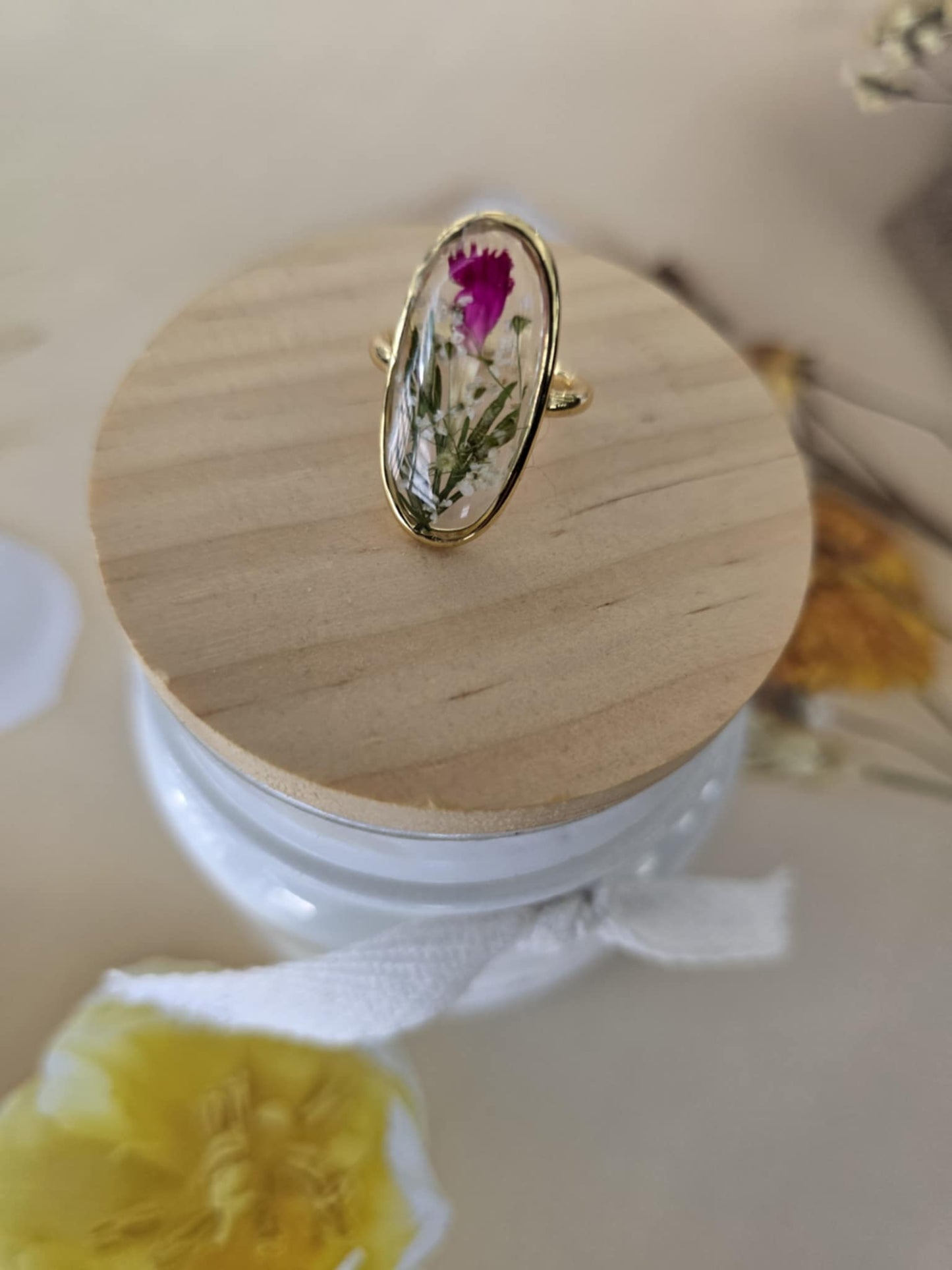 Bague ajustable floral la profondeur