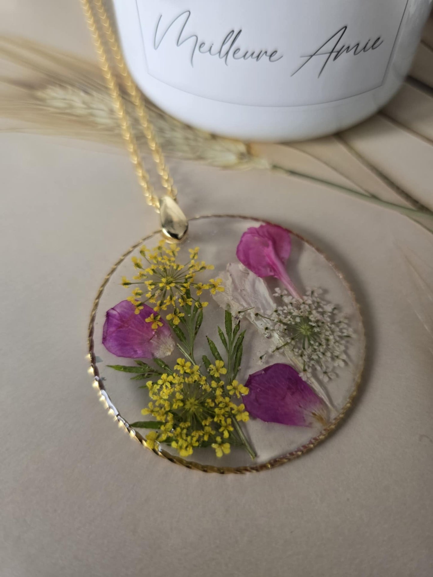 Pendentif unique pétale