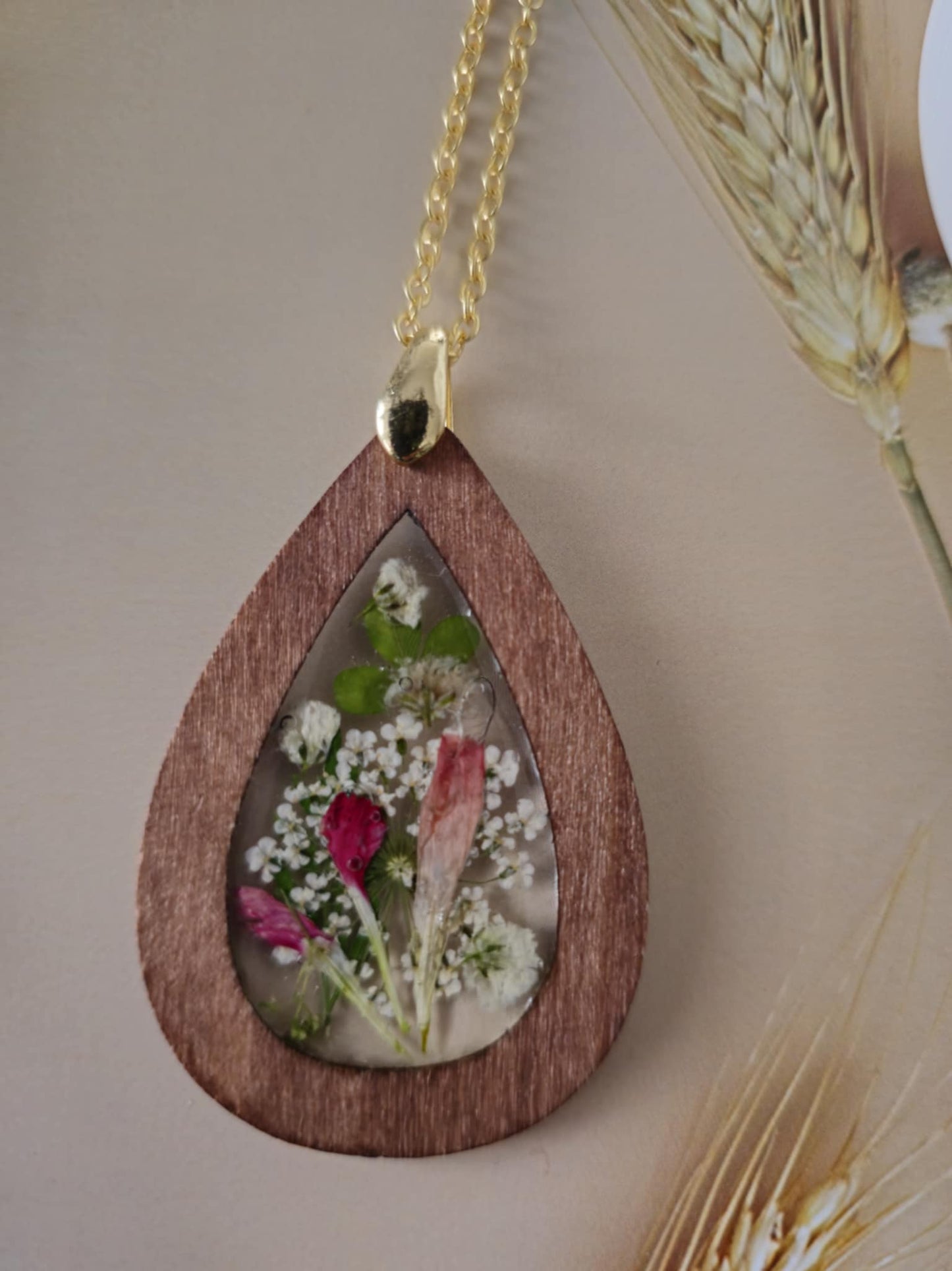 Pendentif chic en bois naturel