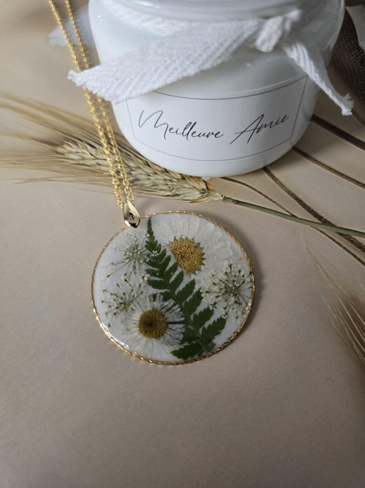 Pendentif feuillage de Marguerite