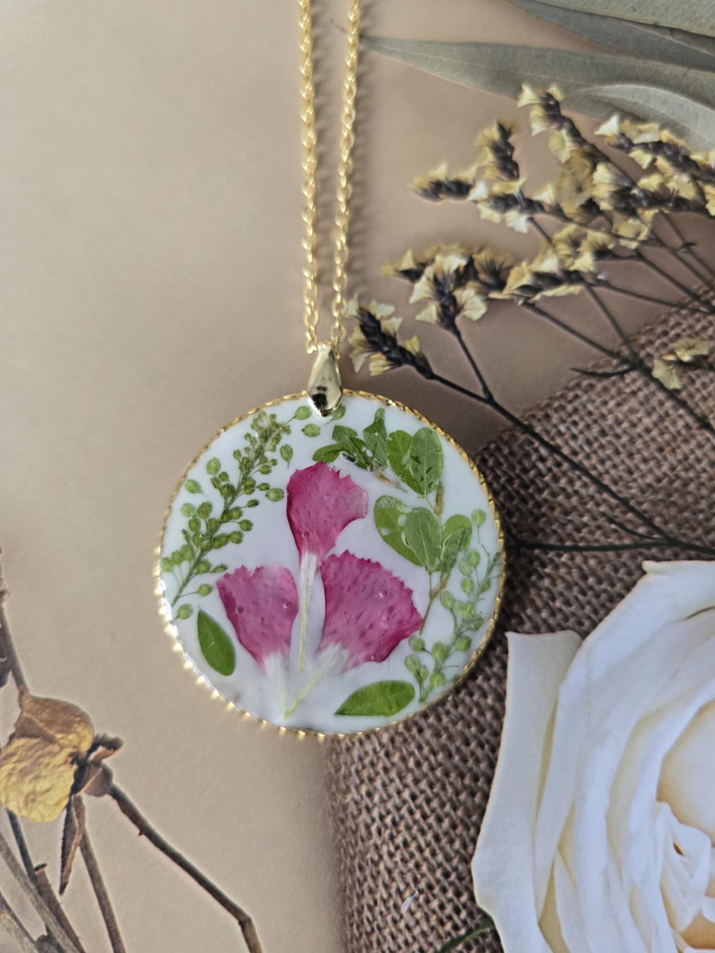 Pendentif pétale rose