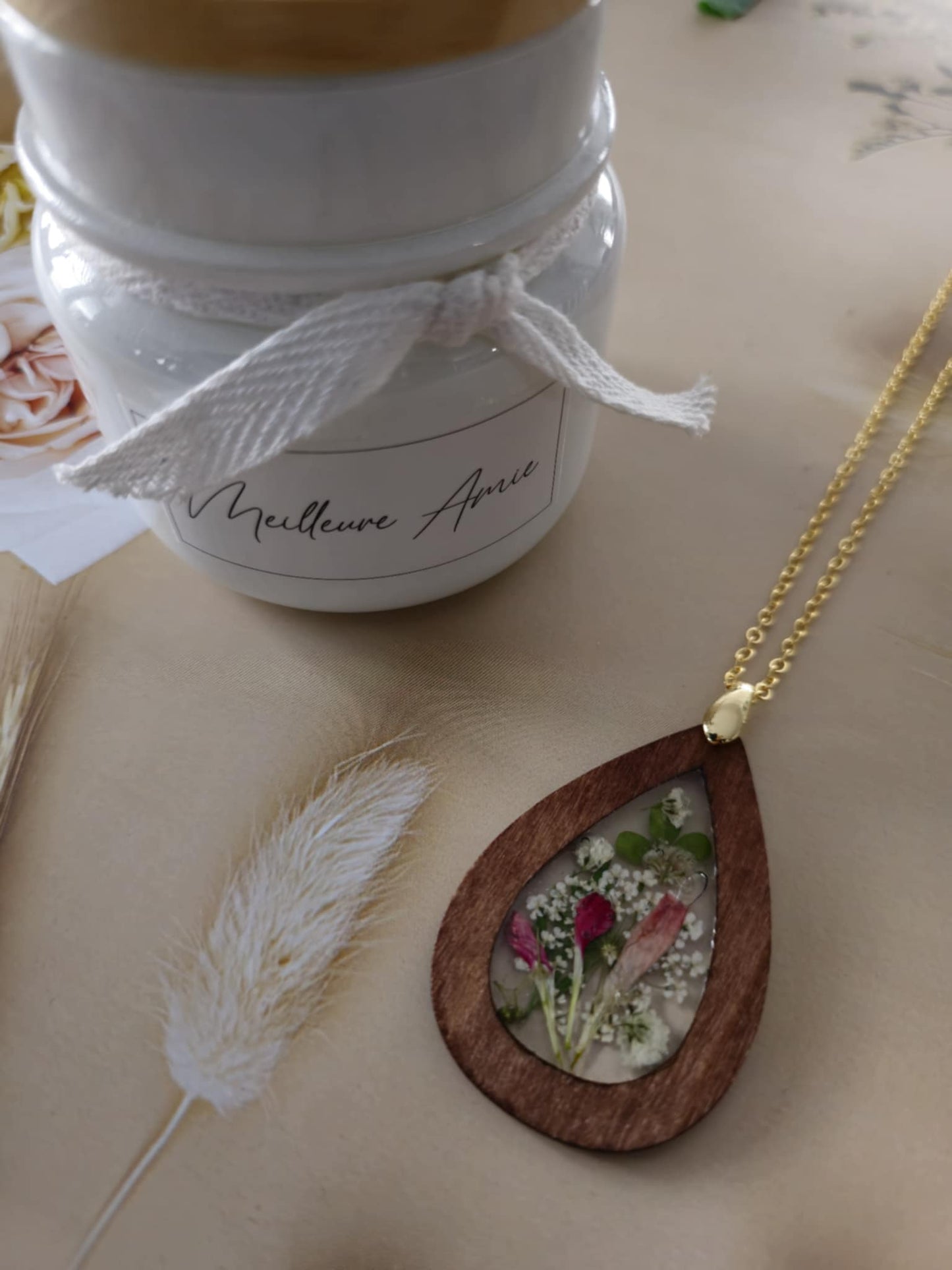 Pendentif chic en bois naturel