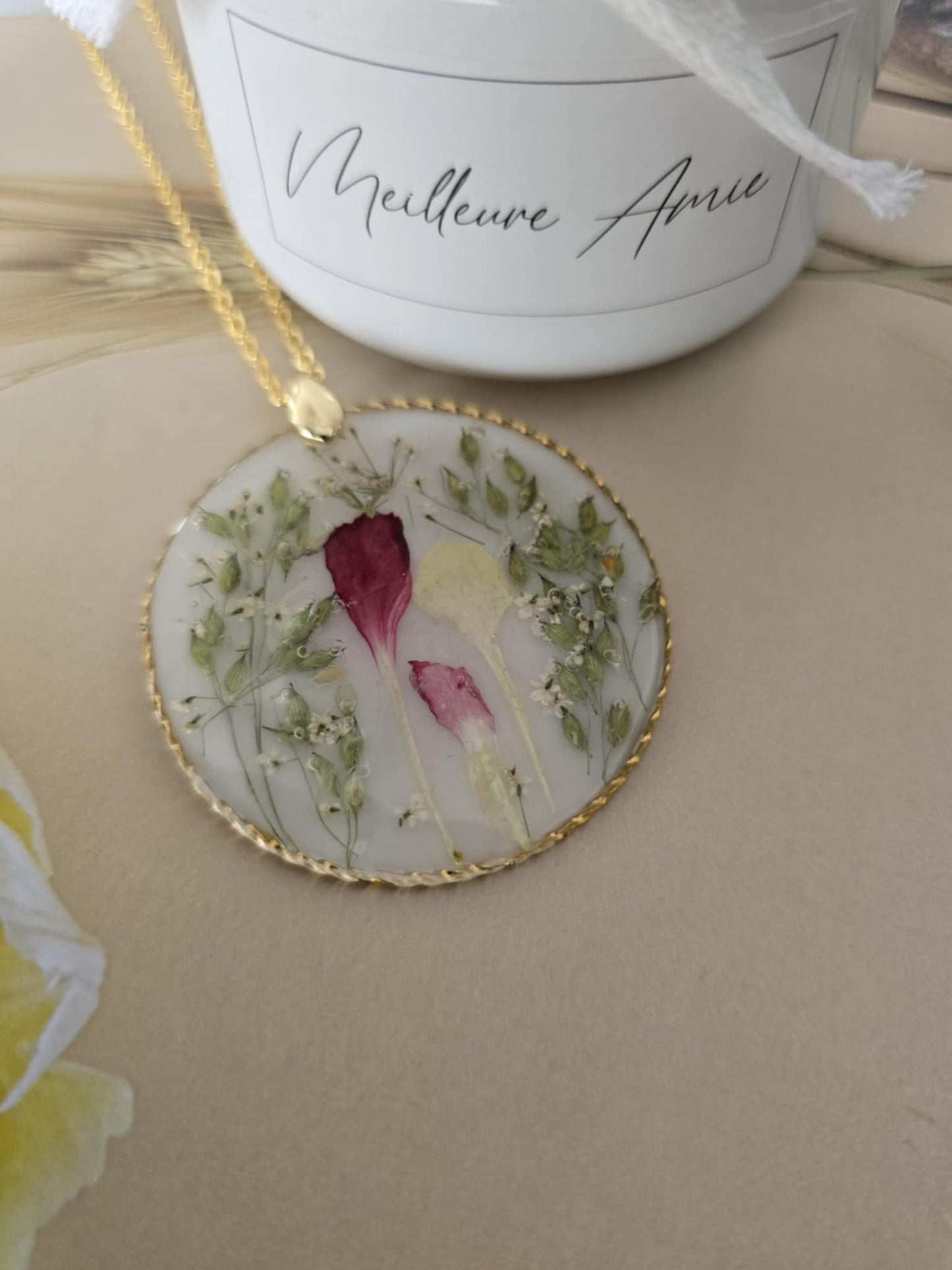 Pendentif douceur et tendresse floral