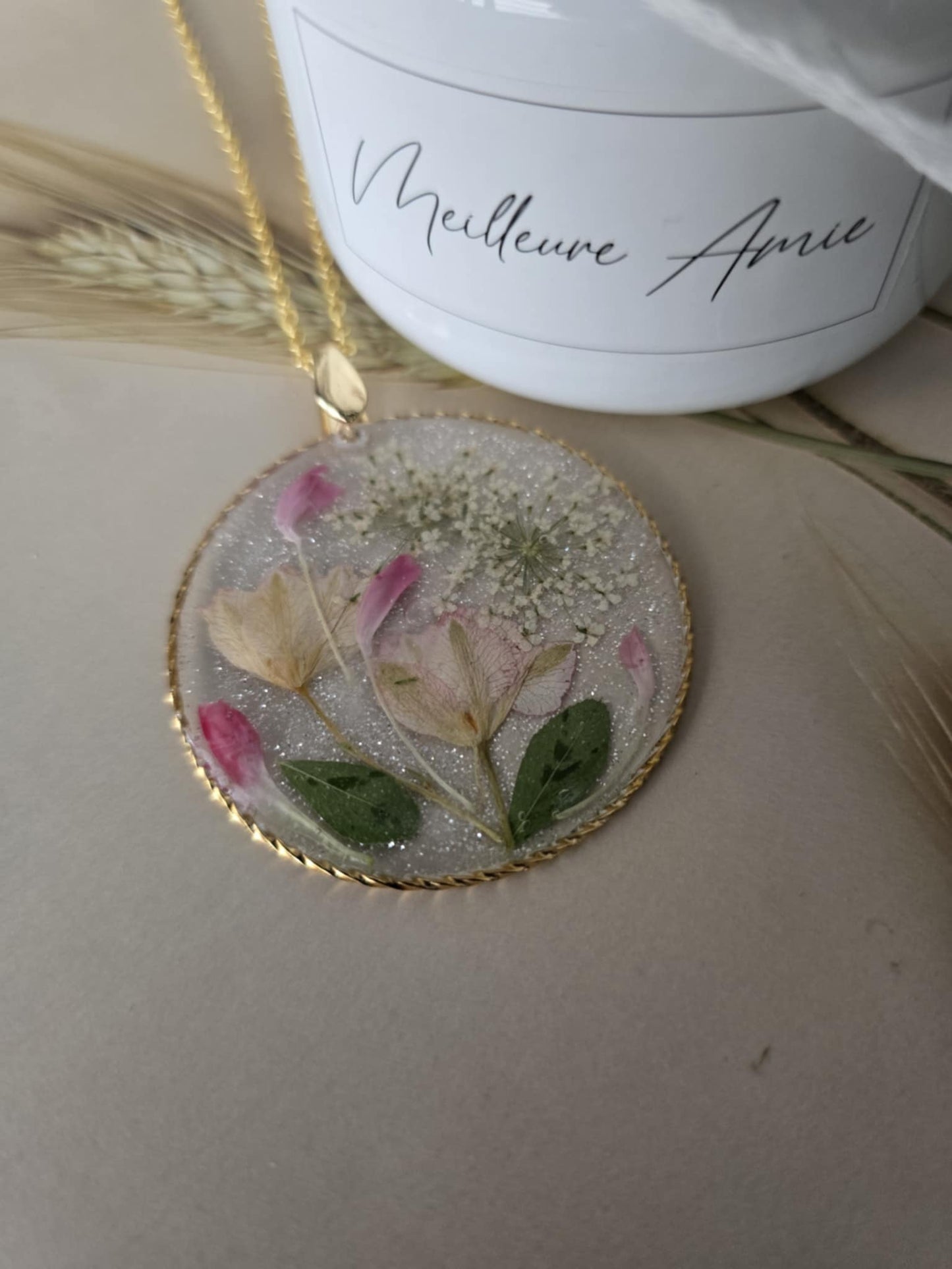 Pendentif floral romantique