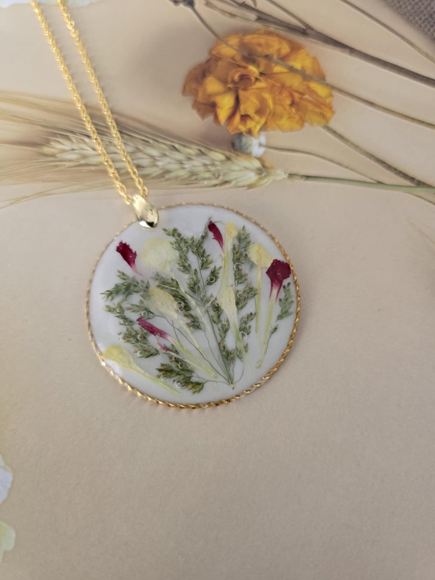 Pendentif floral des champs