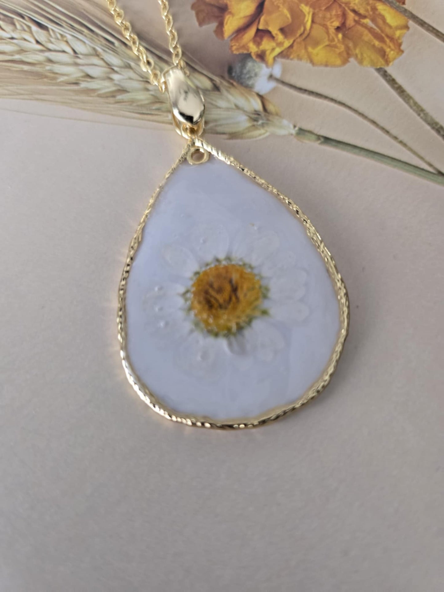 Pendentif goutte de  marguerite