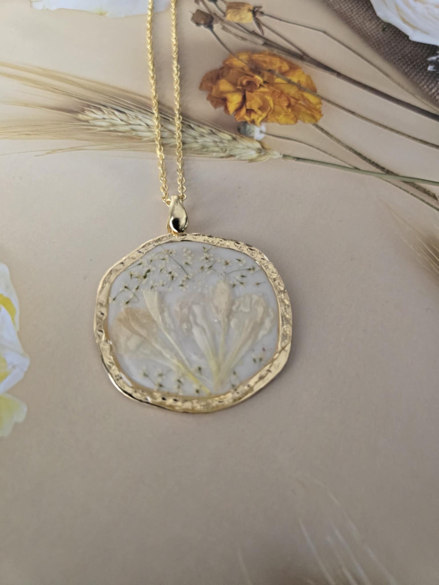 Pendentif floral tendre douceur