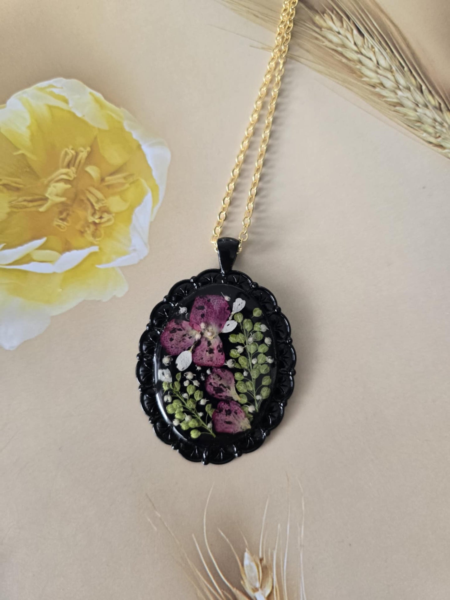 Pendentif floral admirable