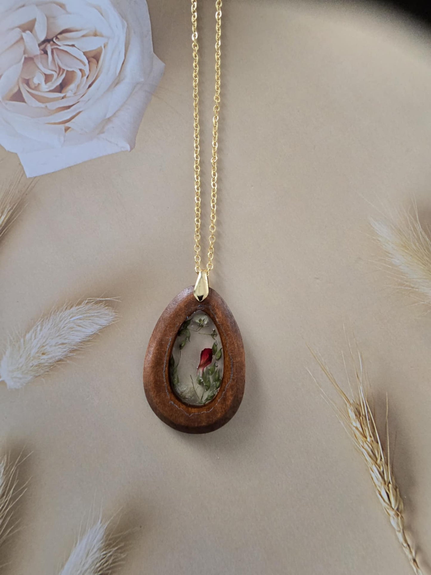 Pendentif bois floral