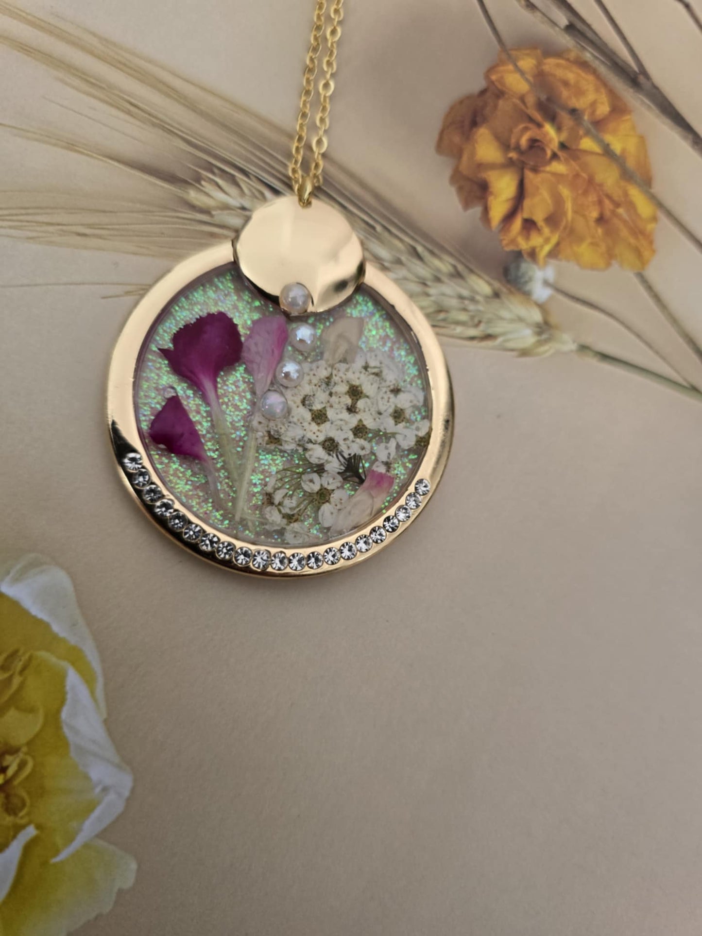 Pendentif floral majestueux