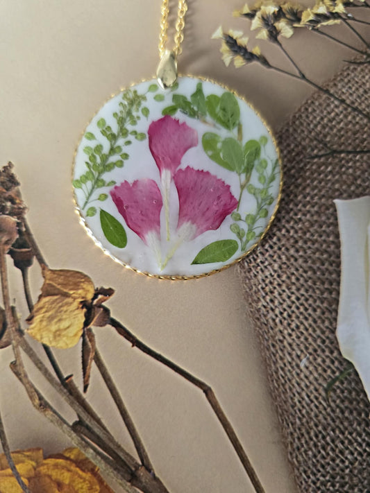 Pendentif pétale rose