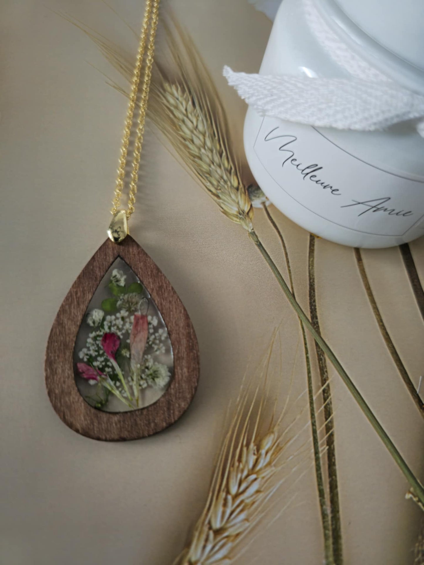 Pendentif chic en bois naturel