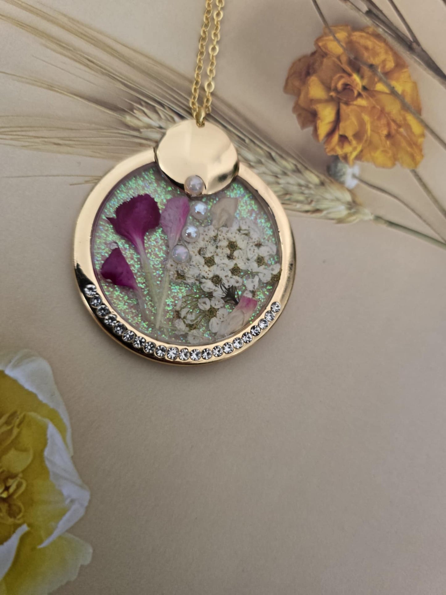 Pendentif floral majestueux