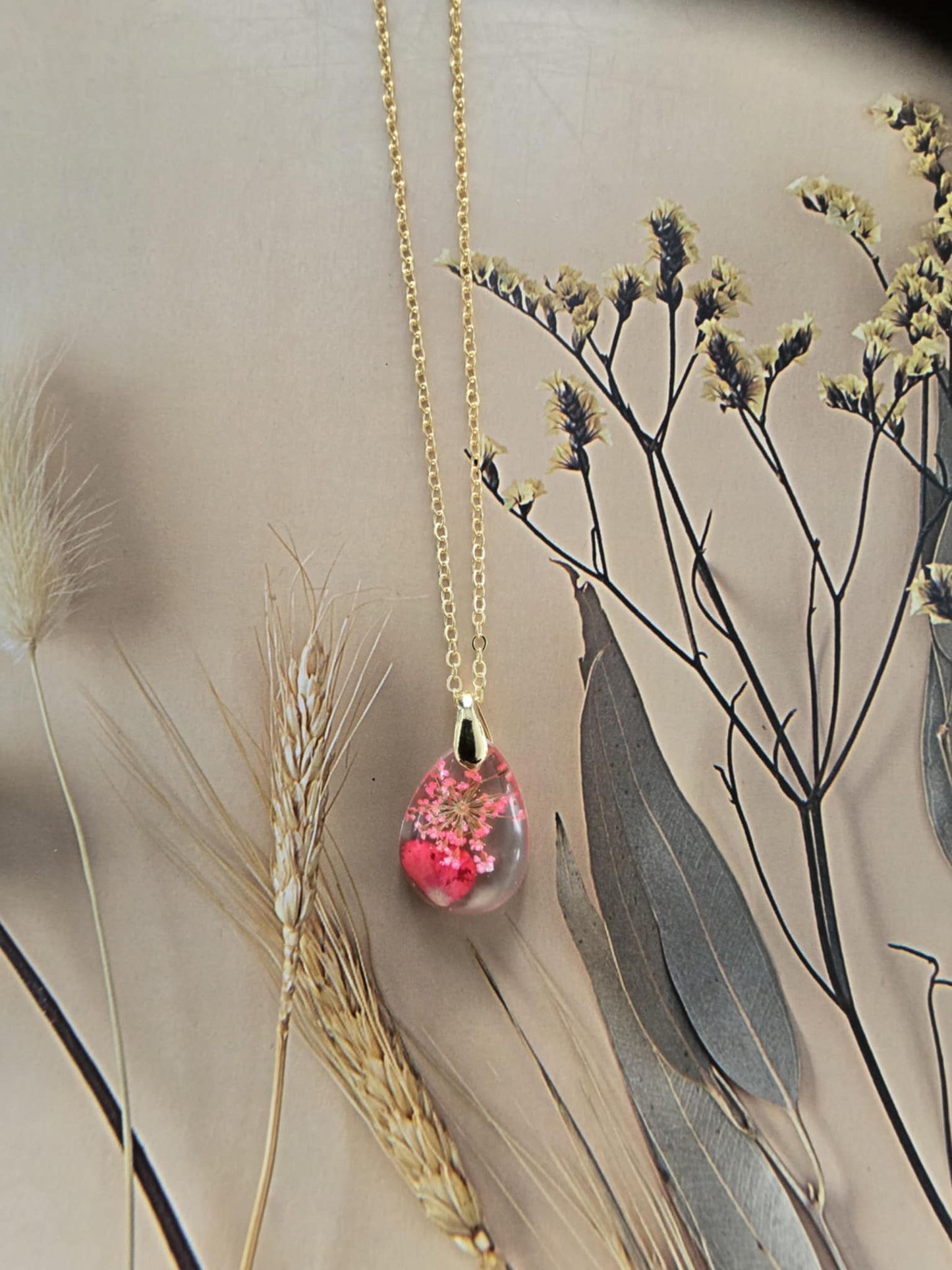 Pendentif floral goutte