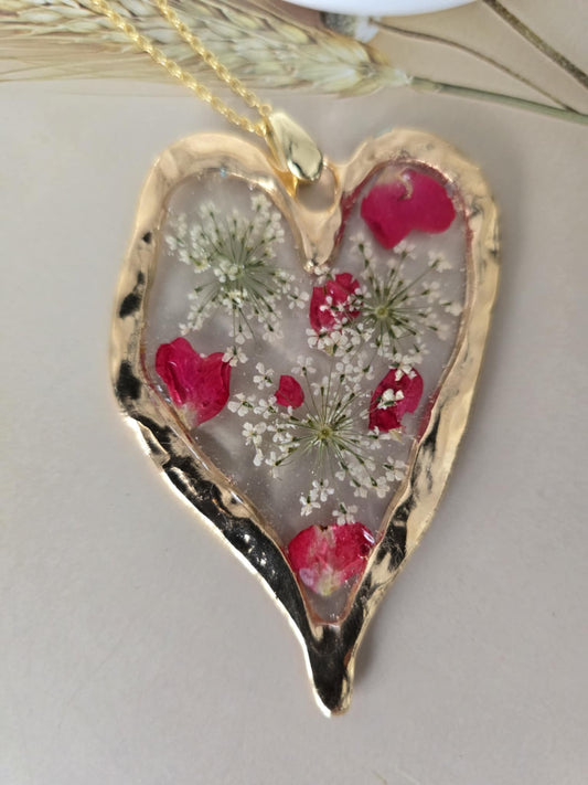 Pendentif amour fleur pétales