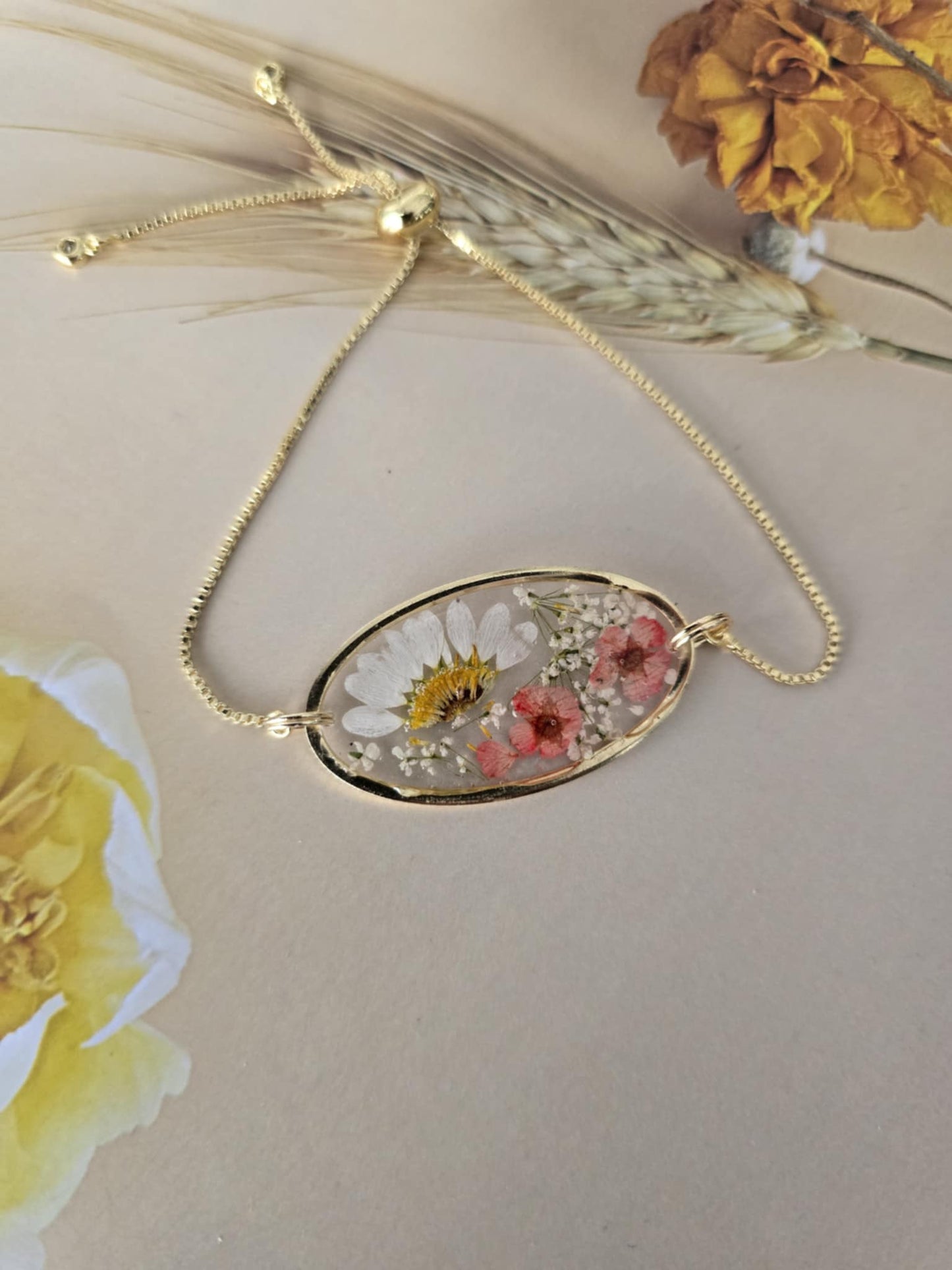 Bracelet ajustable ovale floral éternel