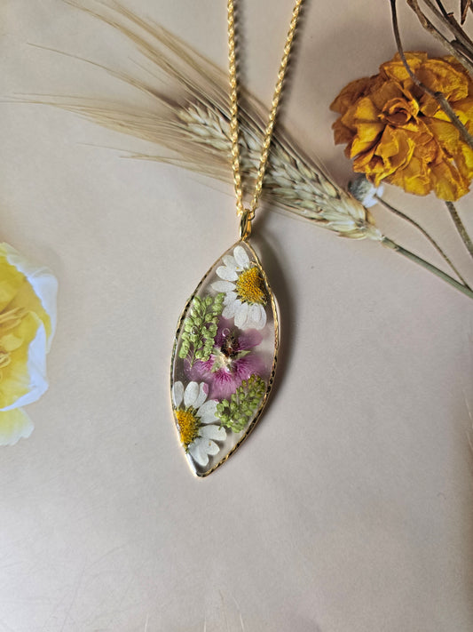 pendentif charmante romance floral