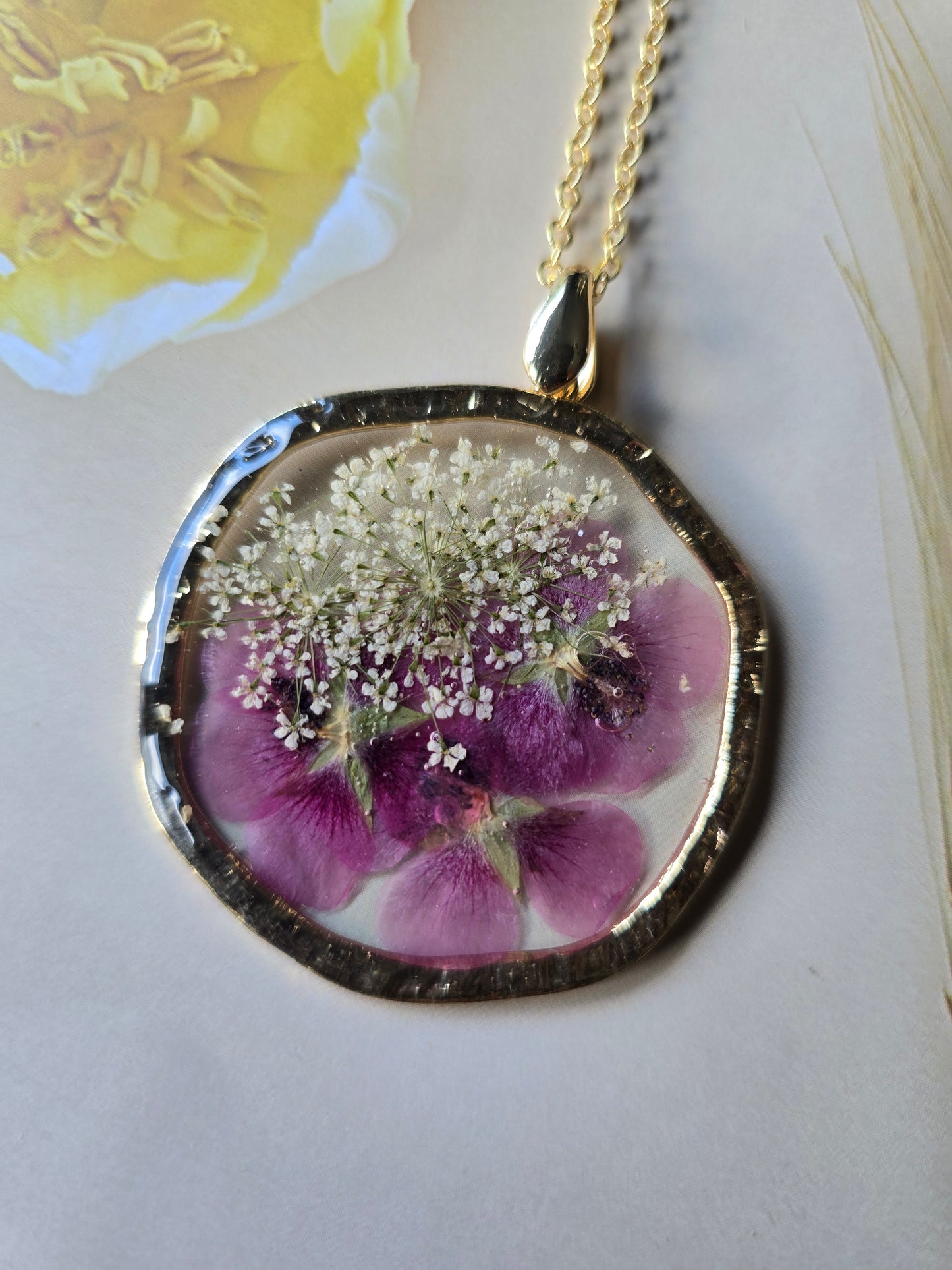 pendentif floral franchise
