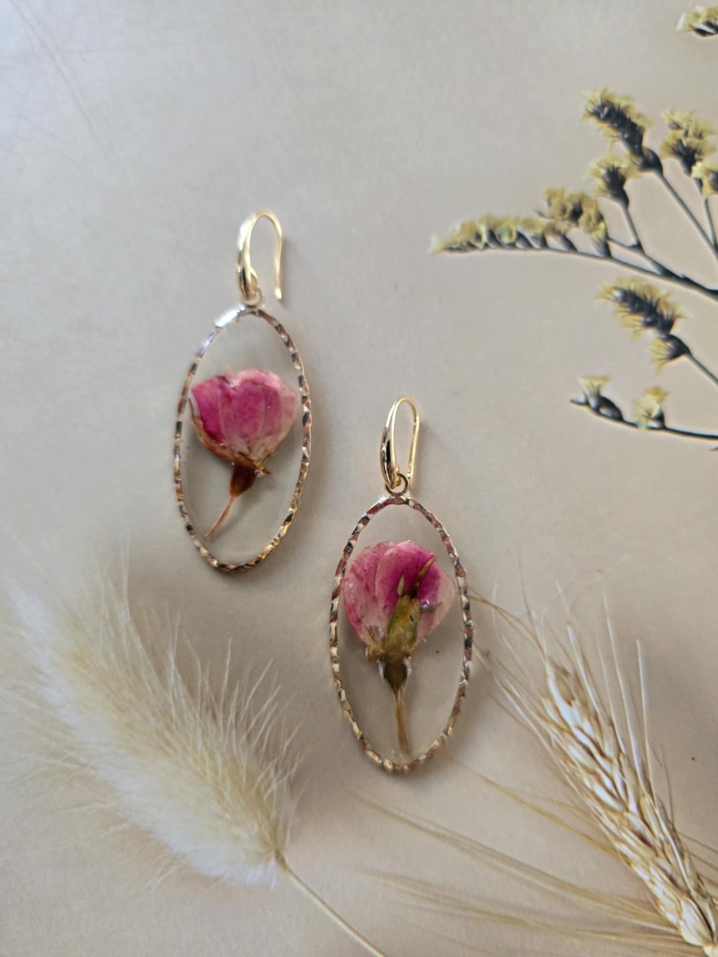 Boucles d'oreilles florales charmantes