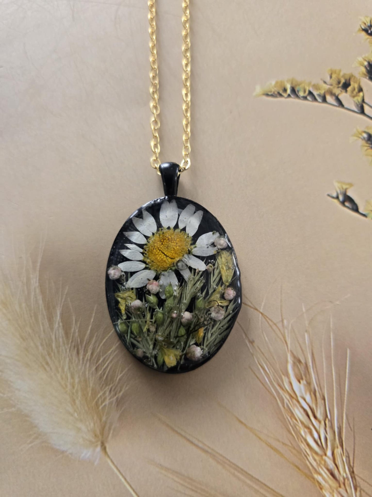 Pendentif marguerite floral des champs