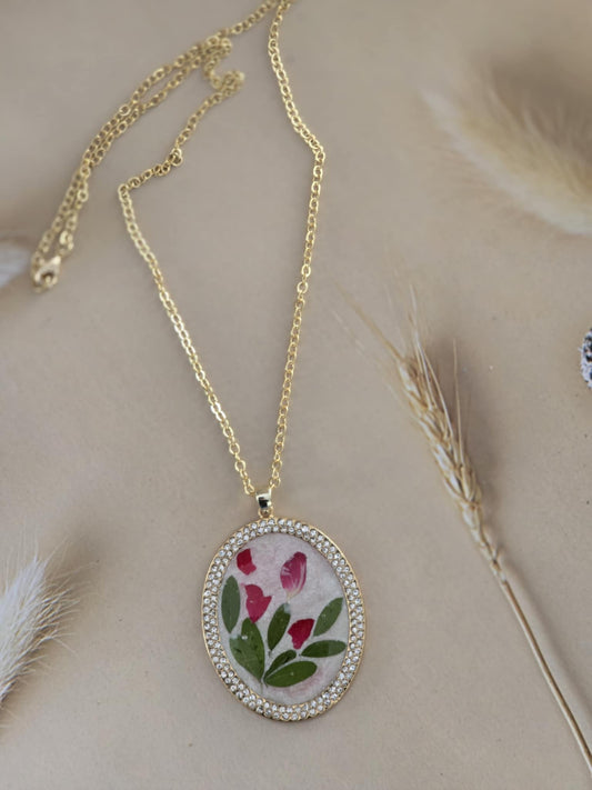 Pendentif nacré floral chic