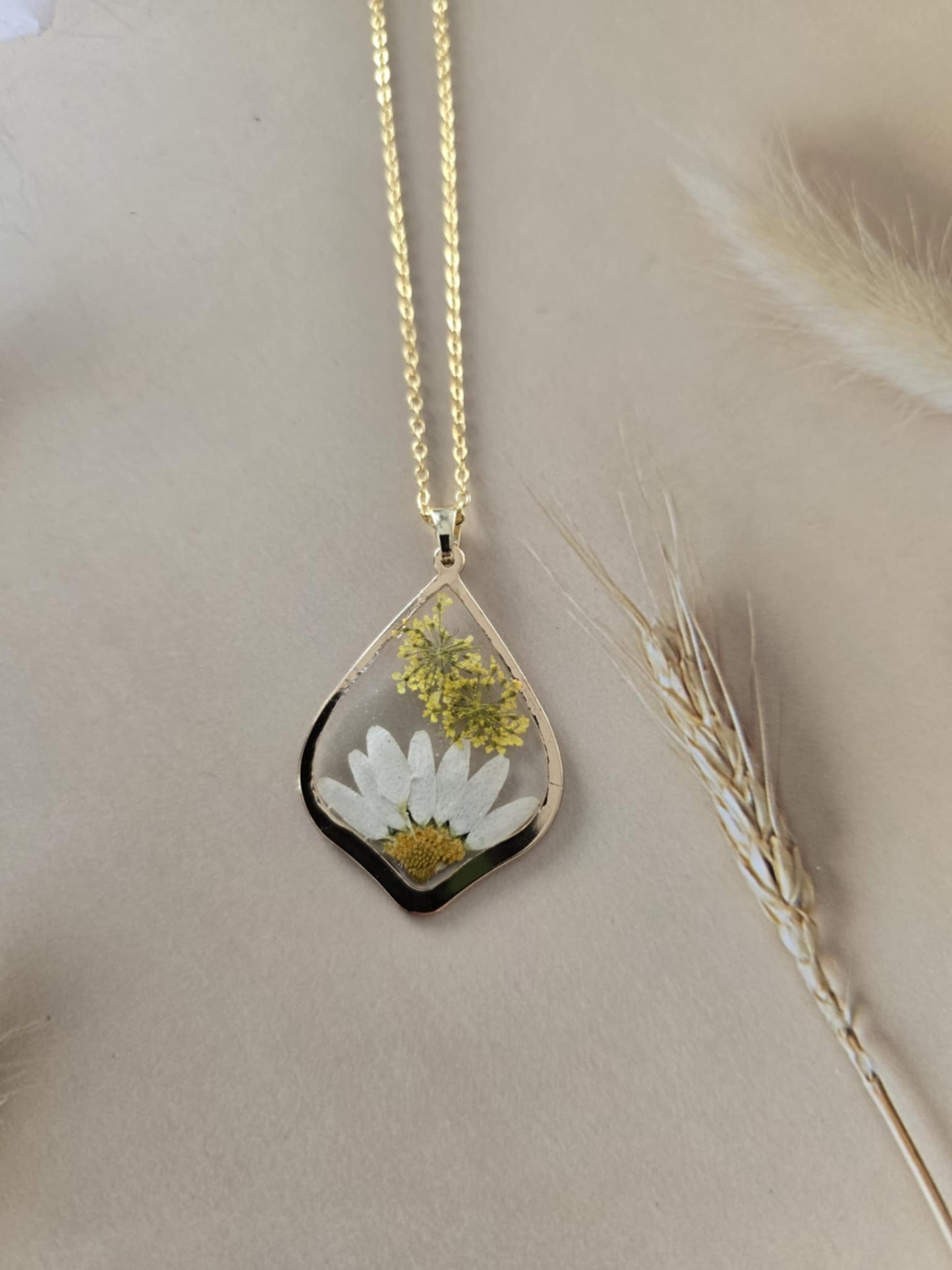 Pendentif floral