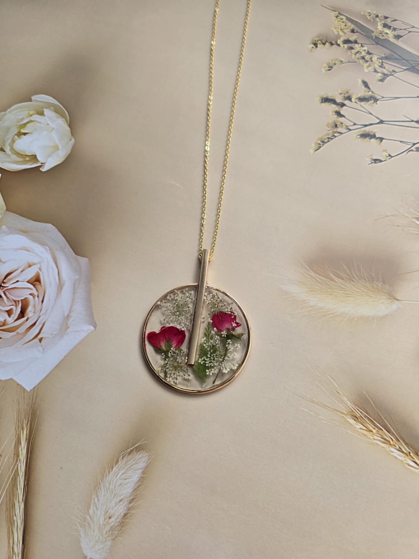 Pendentif must floral