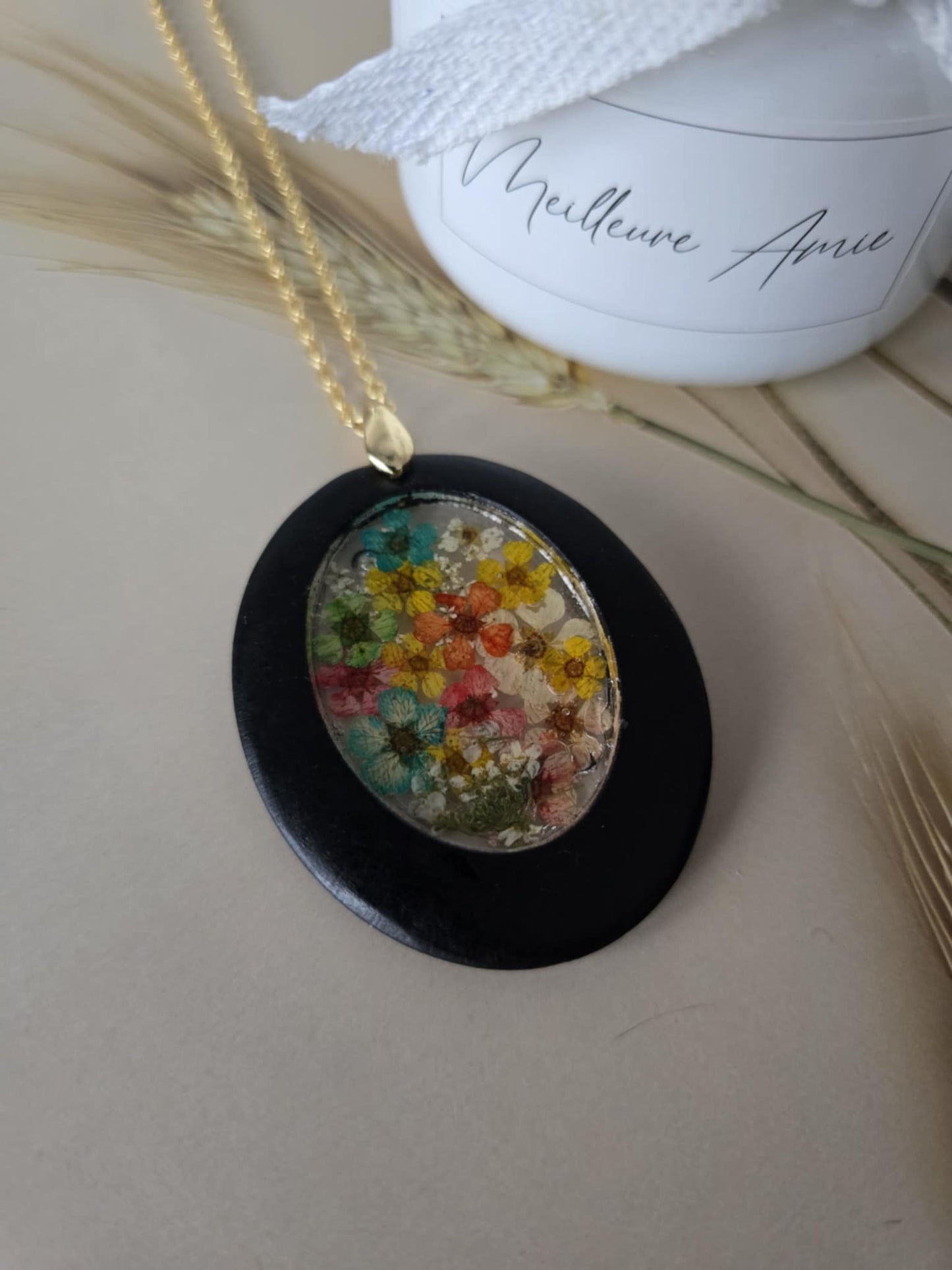 pendentif floral bois mignon