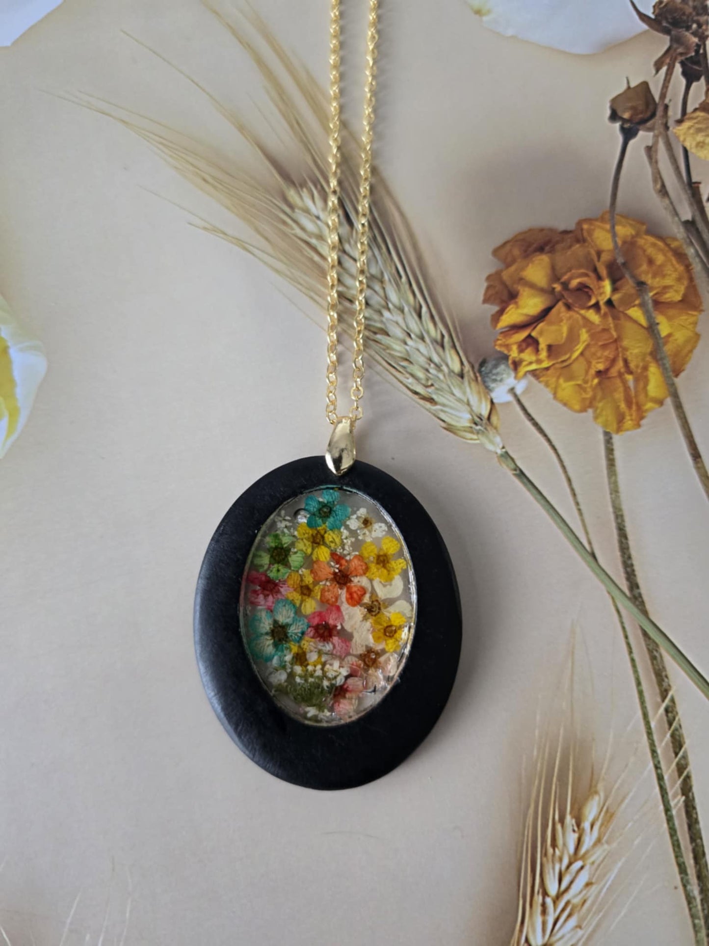 pendentif floral bois mignon